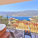 Atalante Hotel 2*