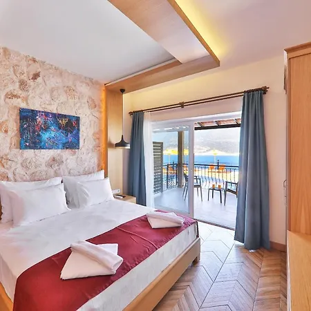 Atalante Otel 2*