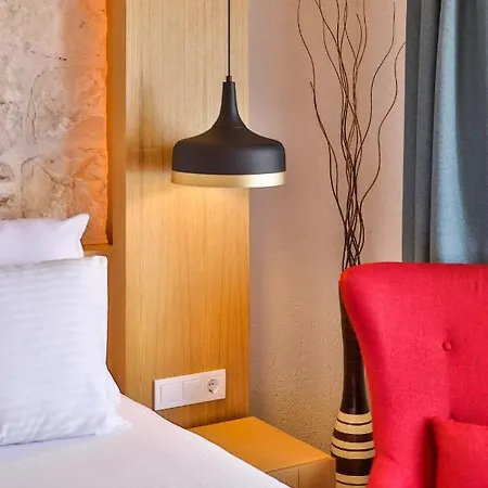 Otel Atalante 2*