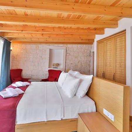 Atalante Otel 2*