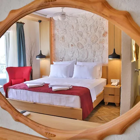 Atalante Otel 2*
