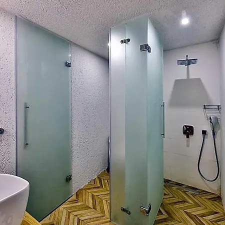 Hotel Atalante 2*