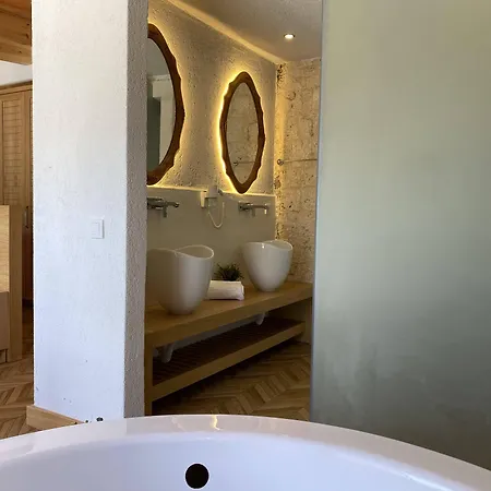 Atalante Otel