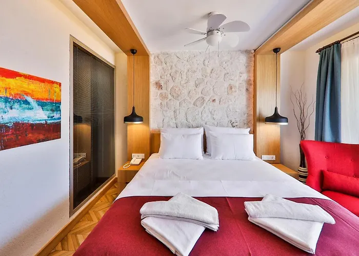 Hotell Atalante Kaş